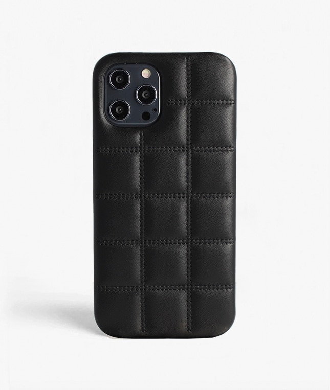 Skal iPhone 12 Pro Max Padded Black